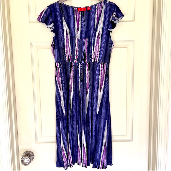 Elle Dresses & Skirts - 🌸3/$25 ELLE Purple & White Stripe Fit & Flare Dress with Ruching Details